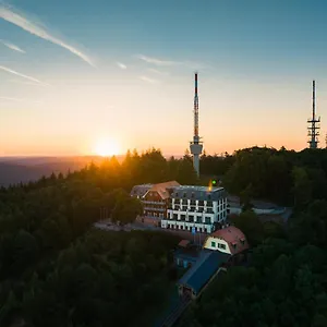 4* מלון Berggasthof Koenigstuhl